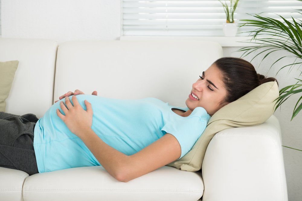 Что провоцирует развитие выкидышей и преждевременных родов