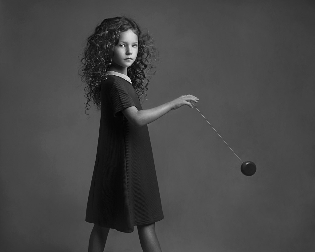 Delilah and Yoyo, © Lisa Visser, UK, Honorable Mention in the Fine Art Category, 2nd Half, B&W Child Photo Contest