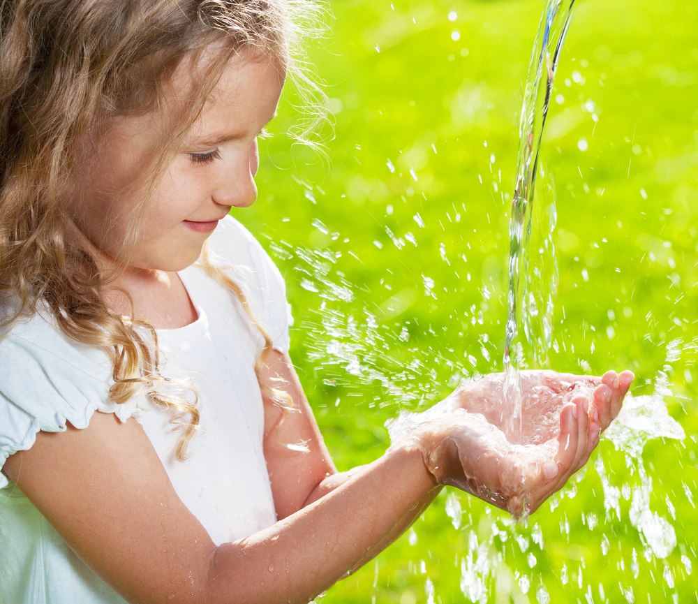 Вода – важнейшая часть детского рациона
